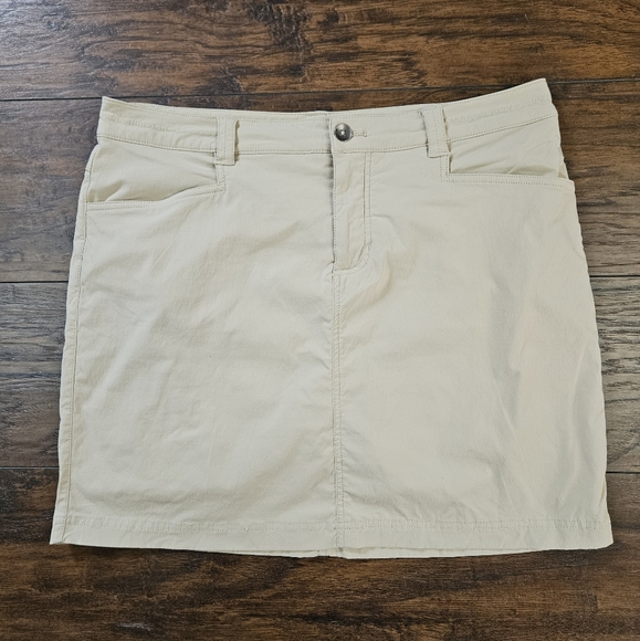 Eddie Bauer Women's Bundle of 3 Travex Stretch Tech Skorts Size 12 Purple Cream - Picture 5 of 16